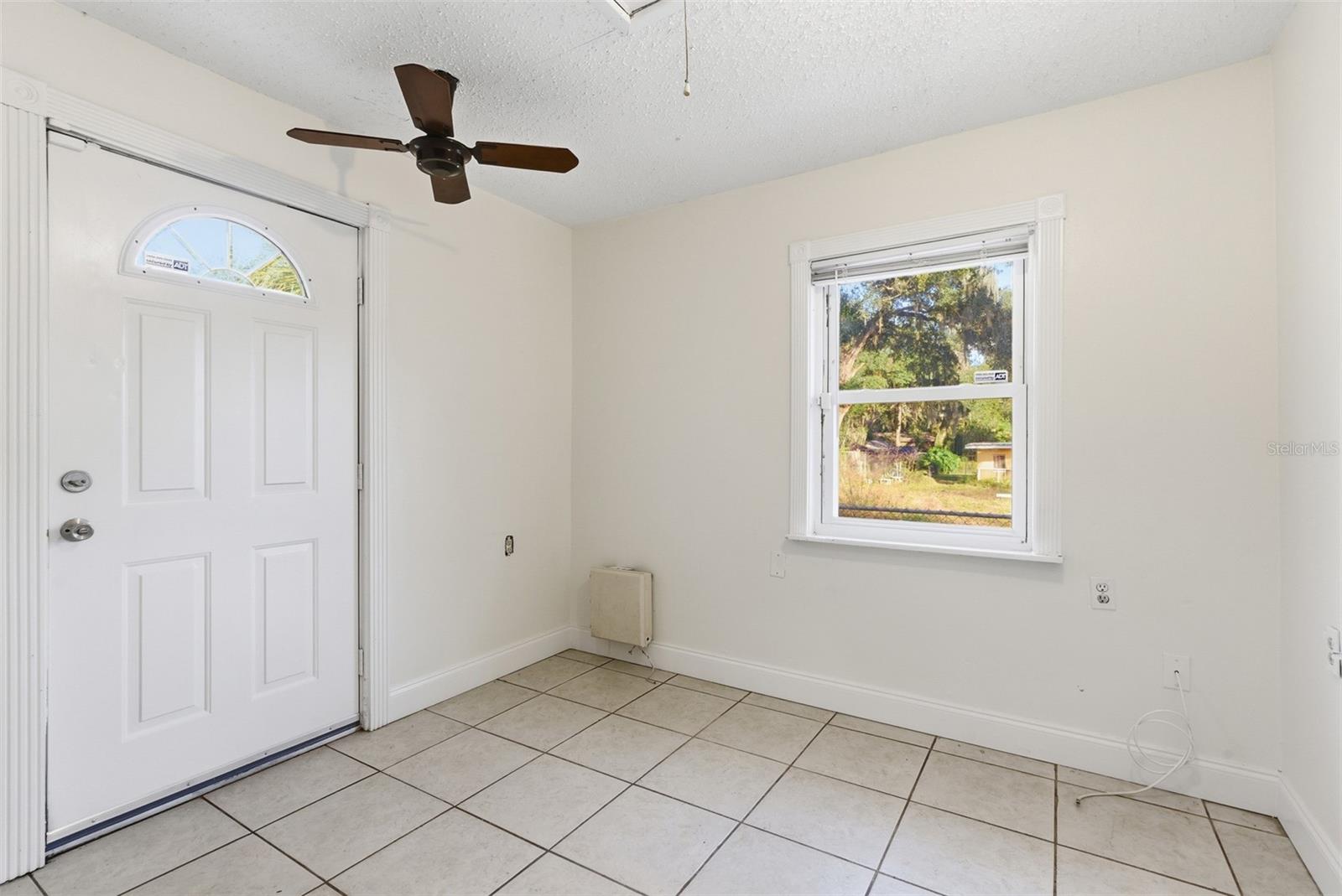 SEFFNER PARK - Residential Lease