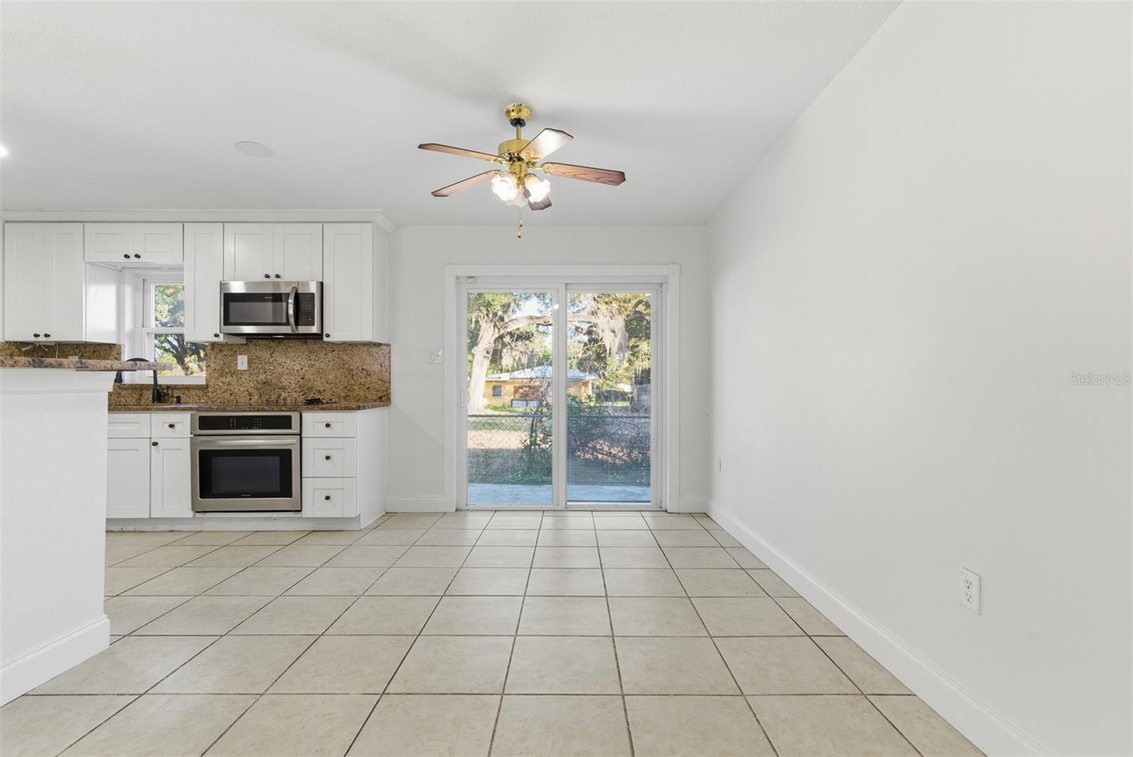 SEFFNER PARK - Residential Lease