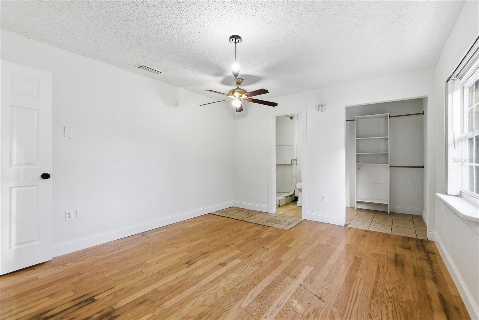 SEFFNER PARK - Residential Lease