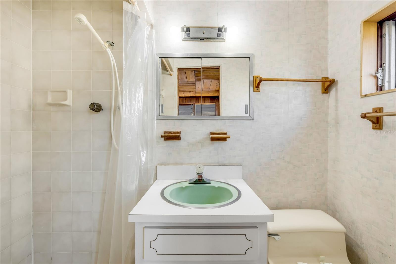 DETWILERS ADD 01 NEW SMYRNA BCH - Residential