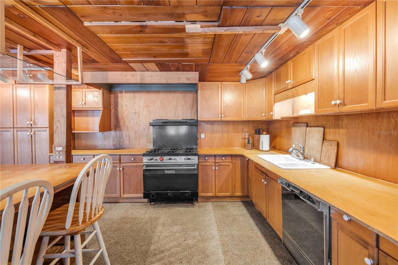 DETWILERS ADD 01 NEW SMYRNA BCH - Residential