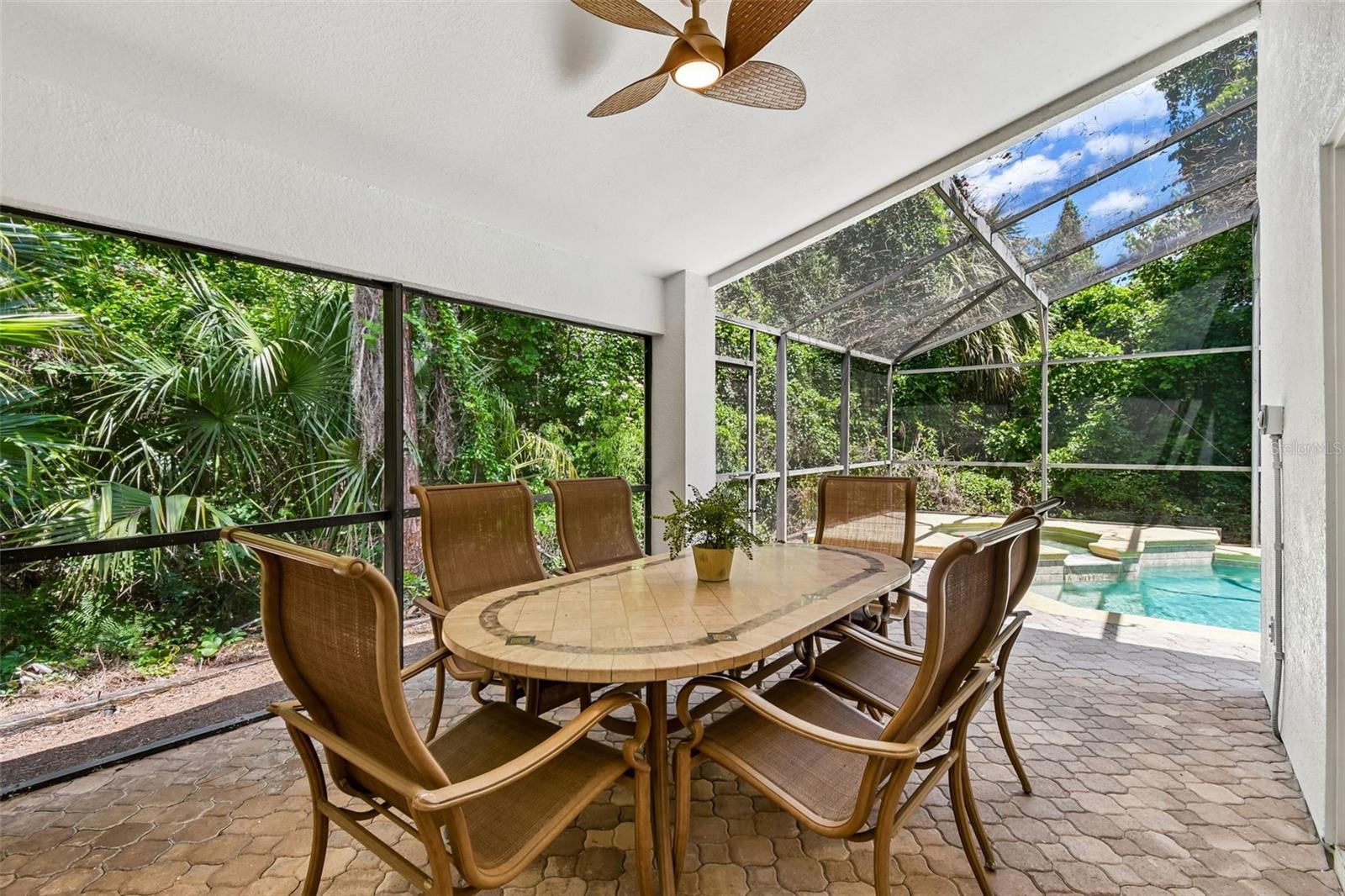 LOST LAKE ESTATES - Residential