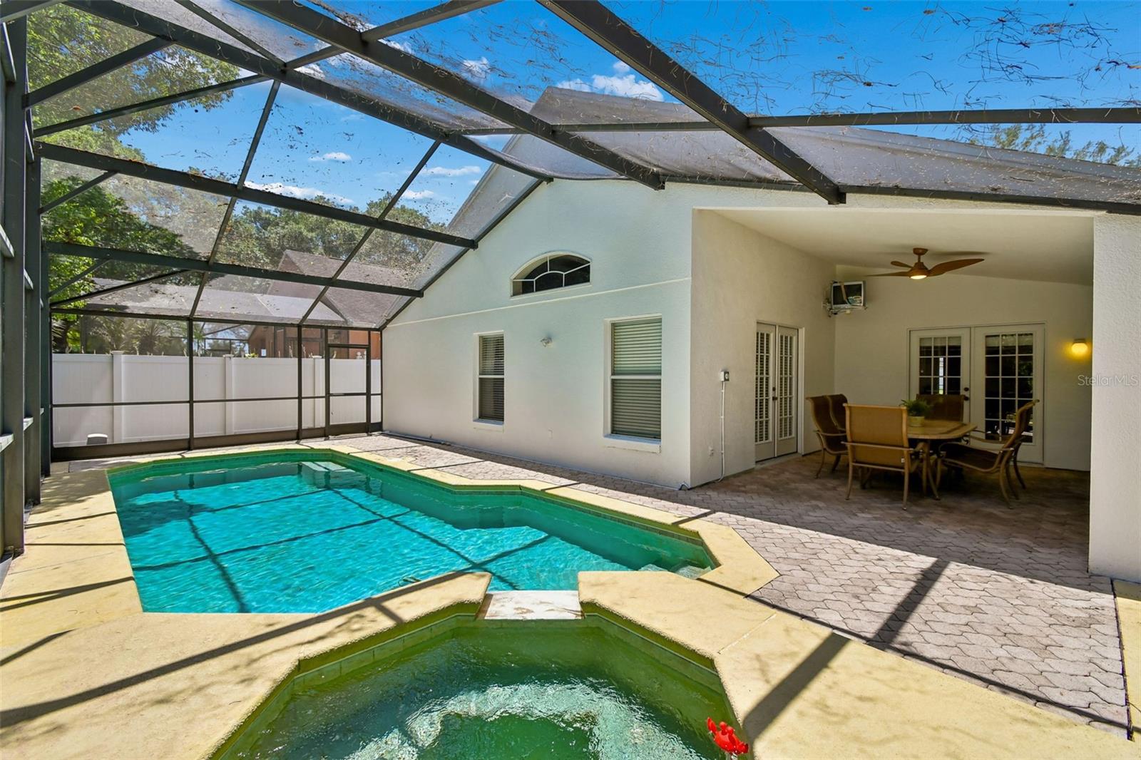 LOST LAKE ESTATES - Residential