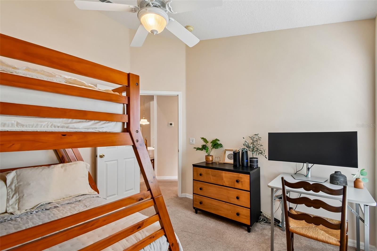 LOST LAKE ESTATES - Residential