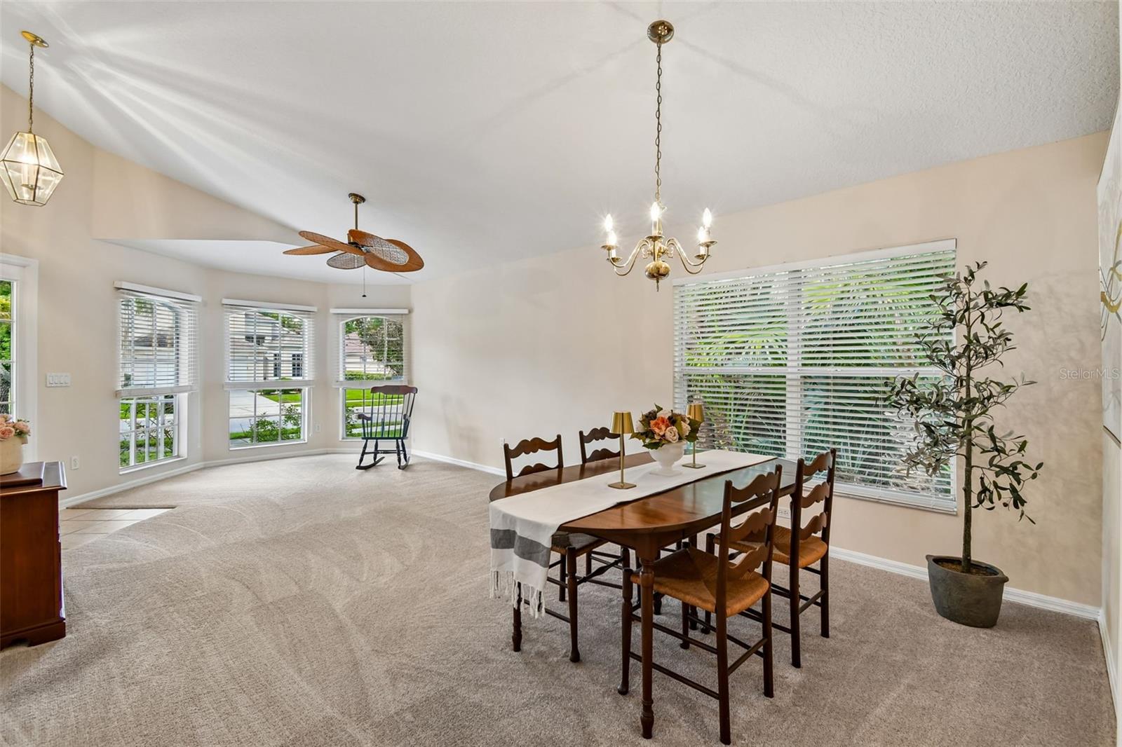 LOST LAKE ESTATES - Residential