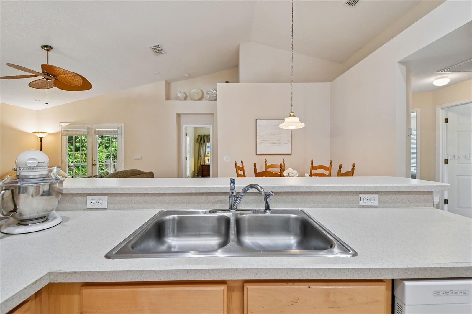 LOST LAKE ESTATES - Residential