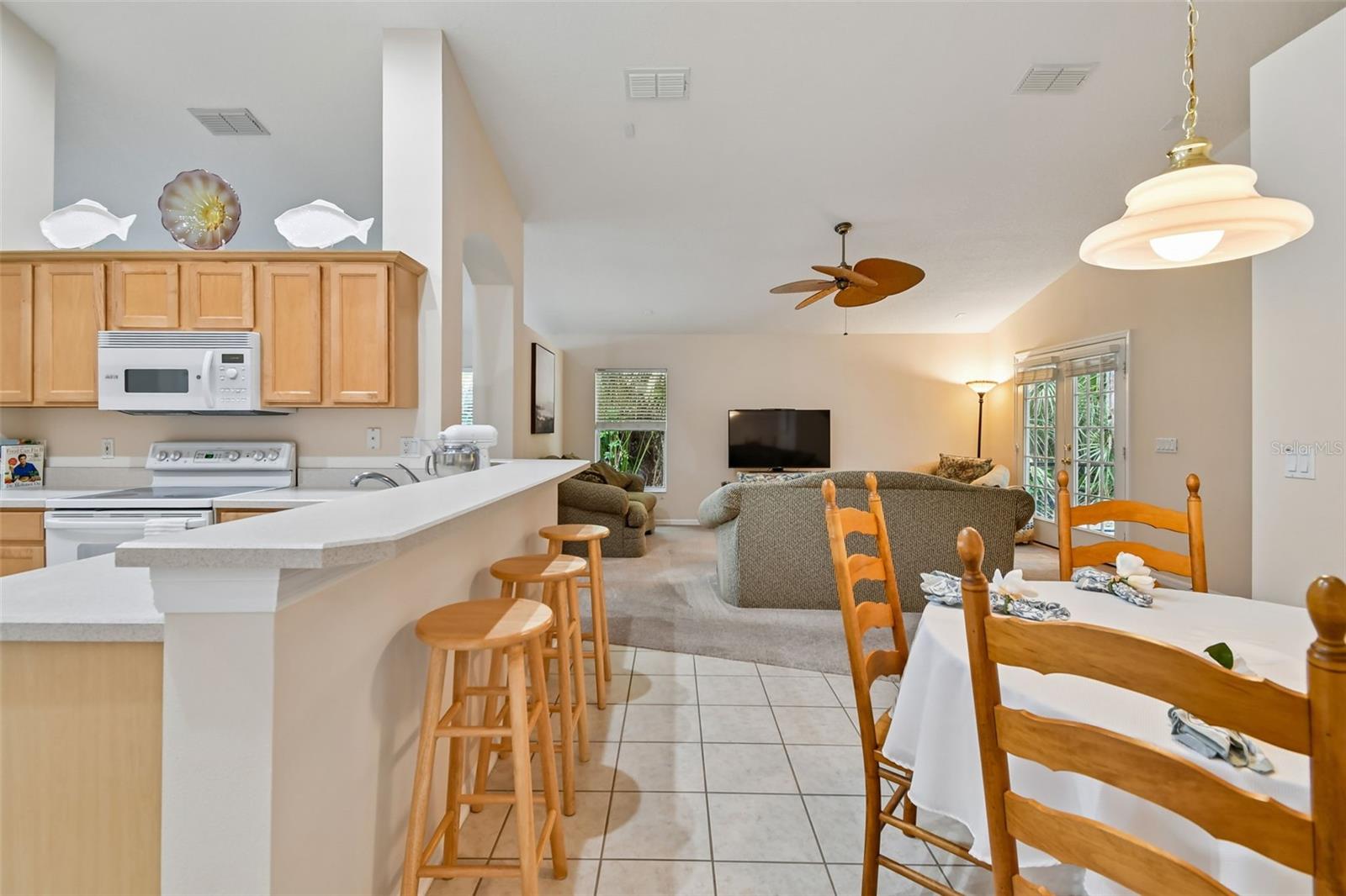 LOST LAKE ESTATES - Residential