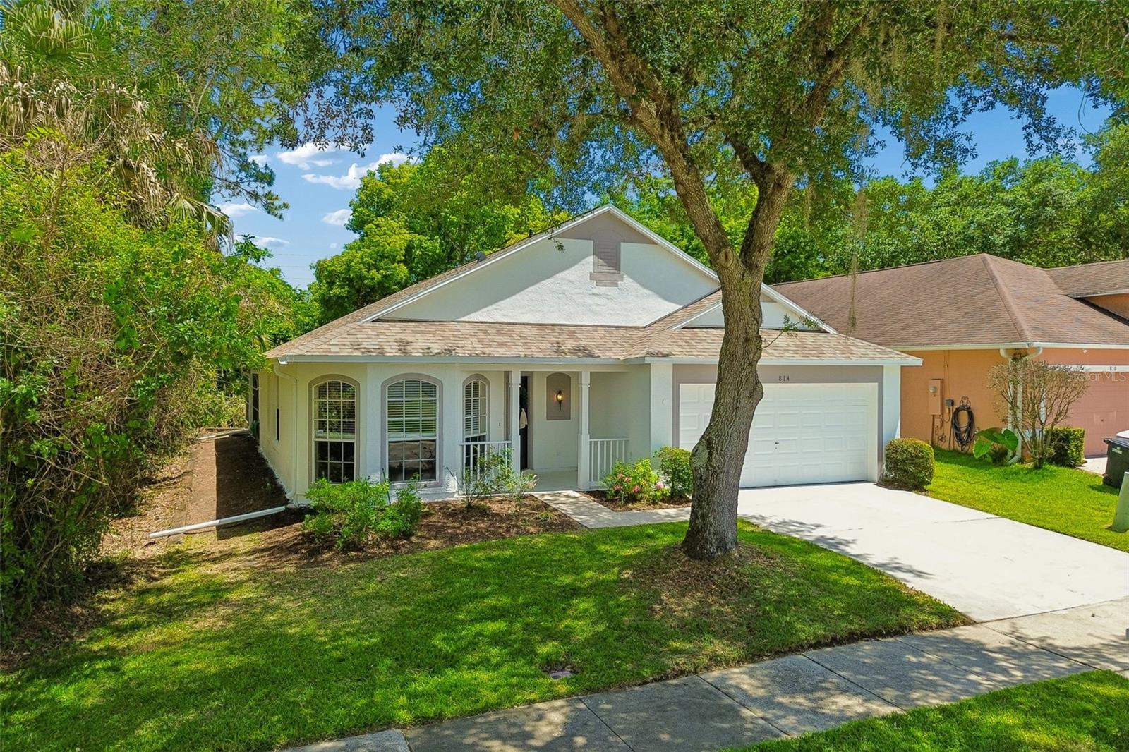 LOST LAKE ESTATES - Residential