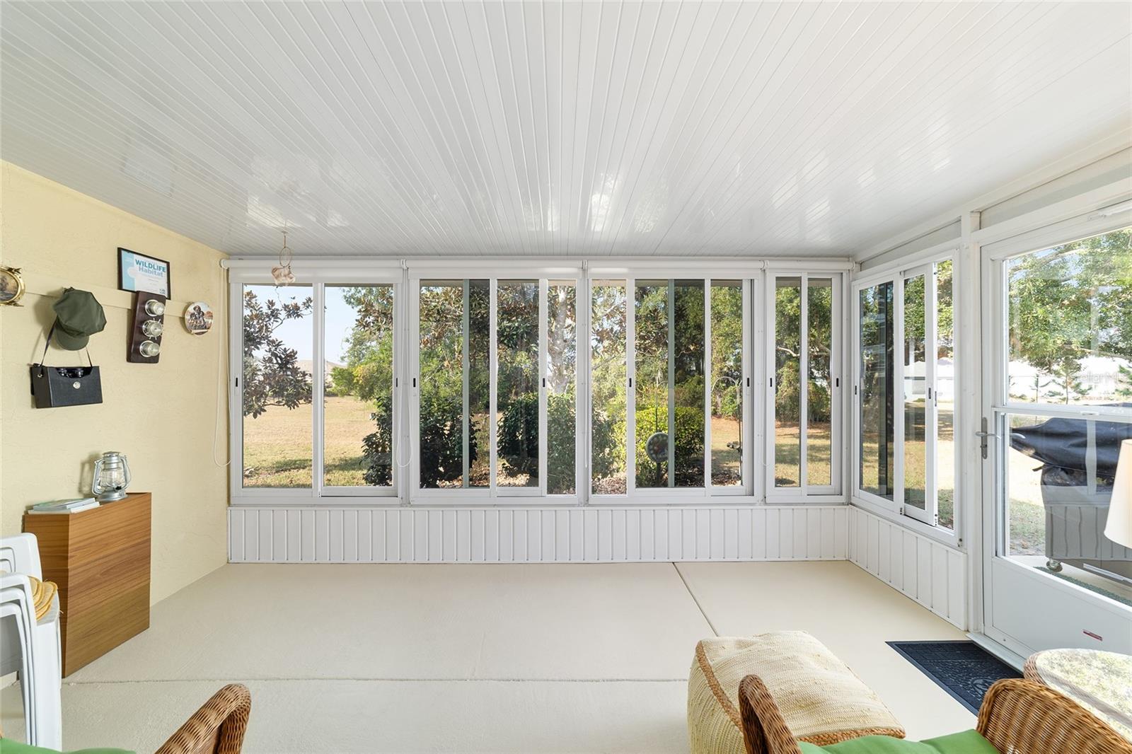 ON TOP OF THE WORLD - Residential