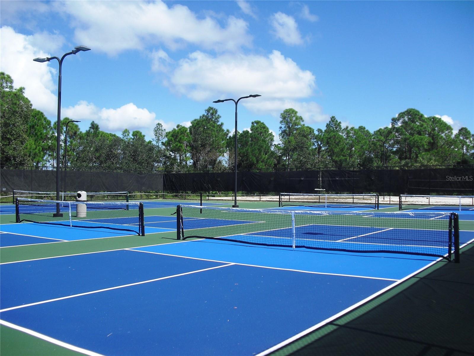 STONEYBROOK AT VENICE - Residential