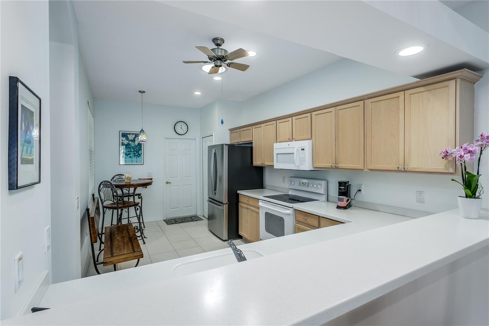 GROVES PH 02 CLUB VILLAS - Residential