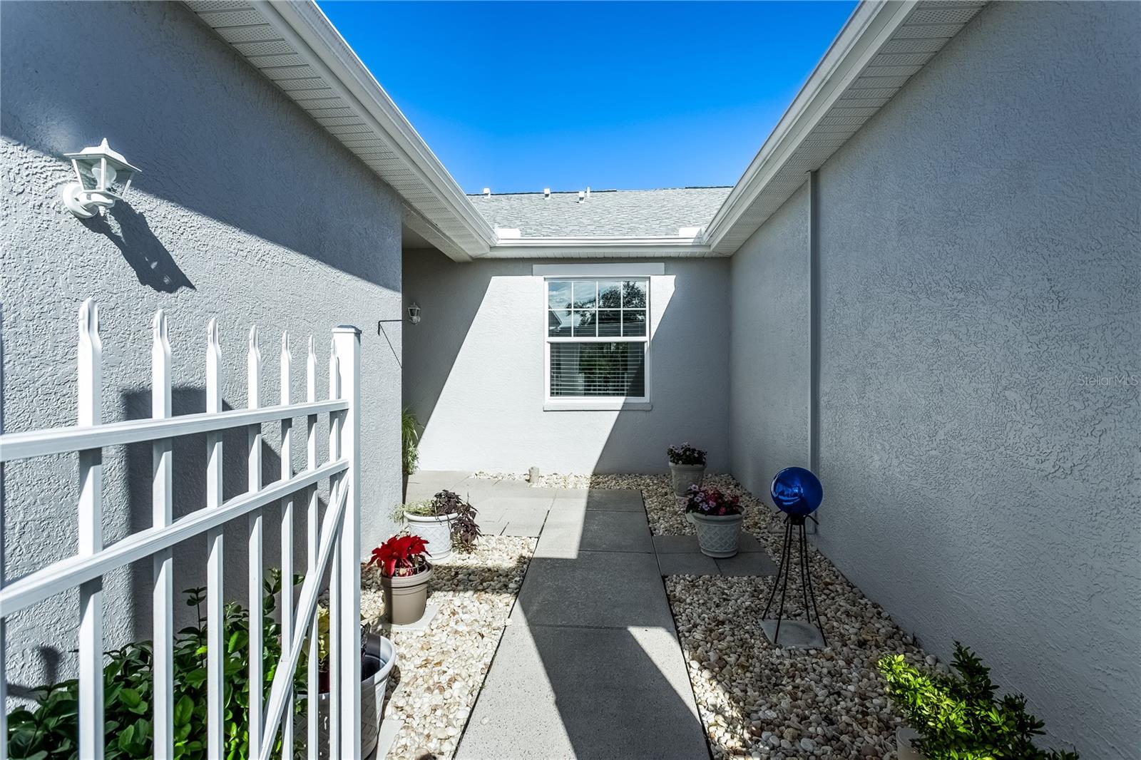 GROVES PH 02 CLUB VILLAS - Residential