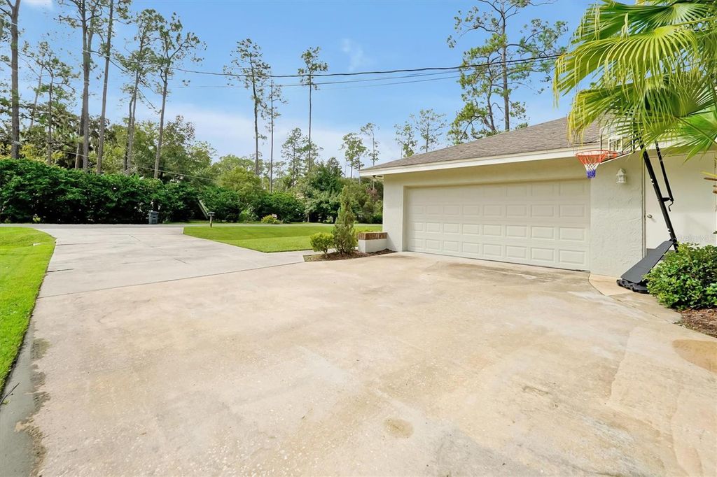 Photo of 14637 Bayonne Rd, Orlando, FL 32832 (MLS # O6351849)