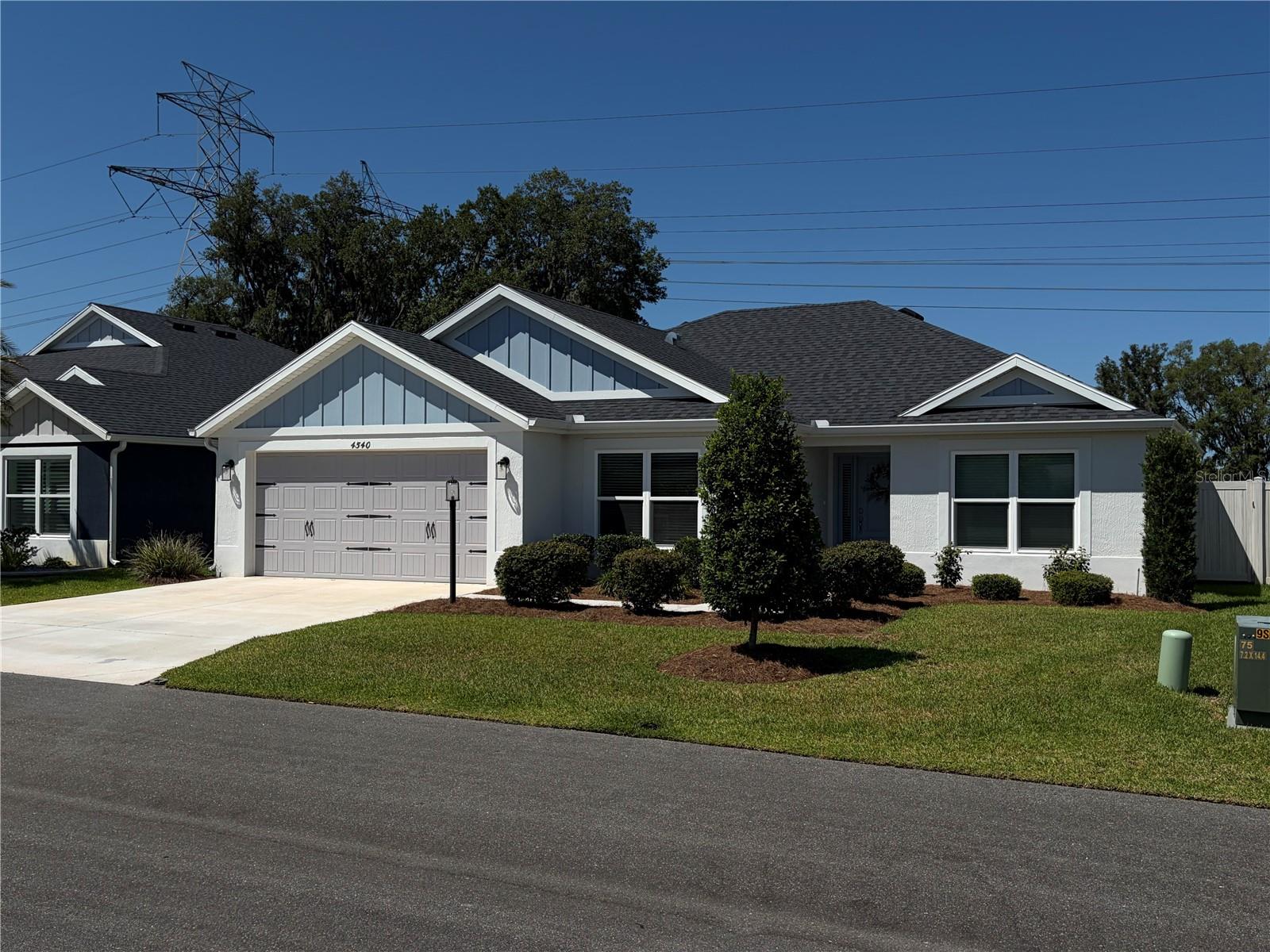 4540 BROOKE LANE