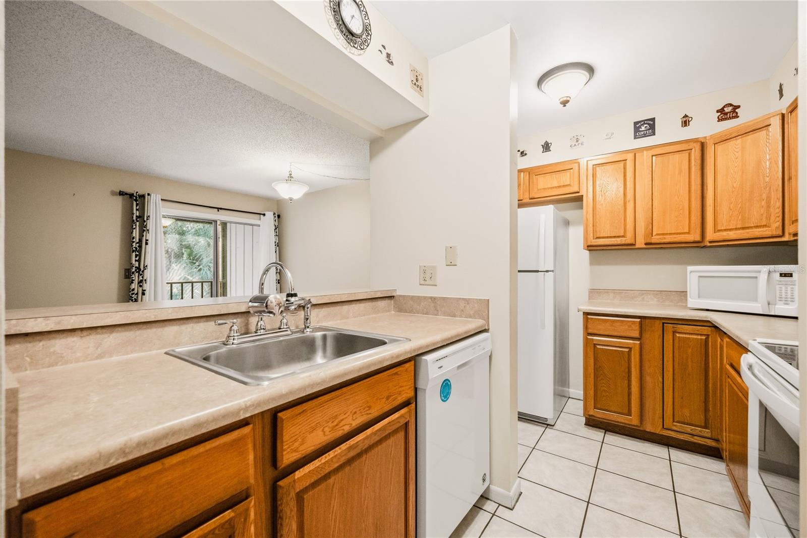 EDGEWATER CONDO APTS - Residential