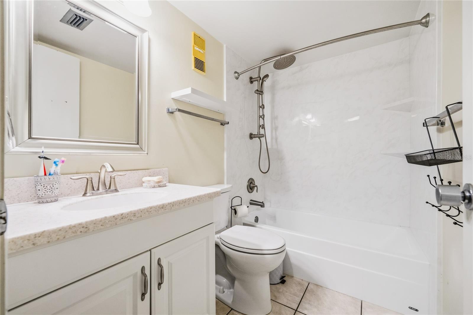 EDGEWATER CONDO APTS - Residential