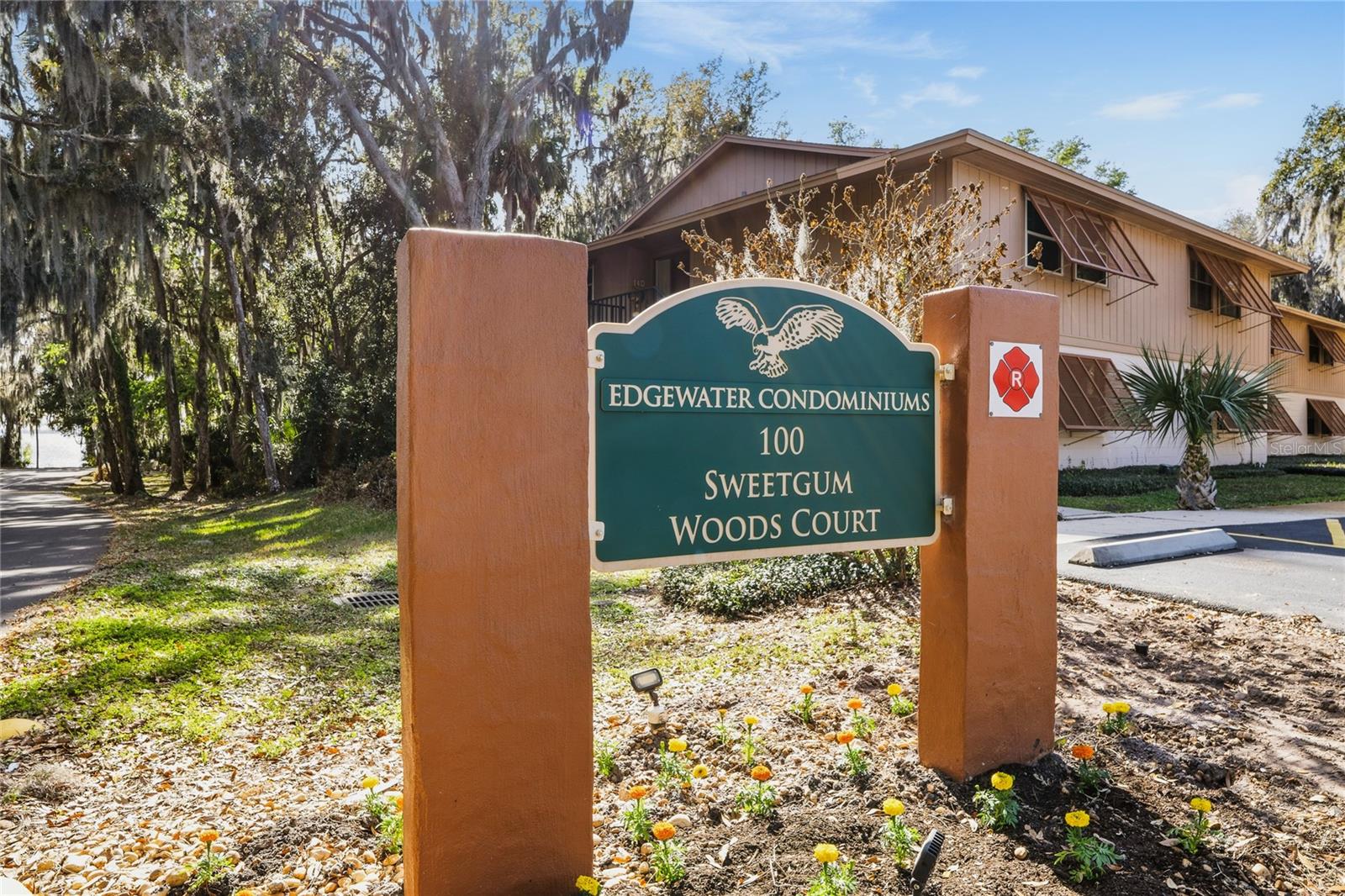 EDGEWATER CONDO APTS - Residential