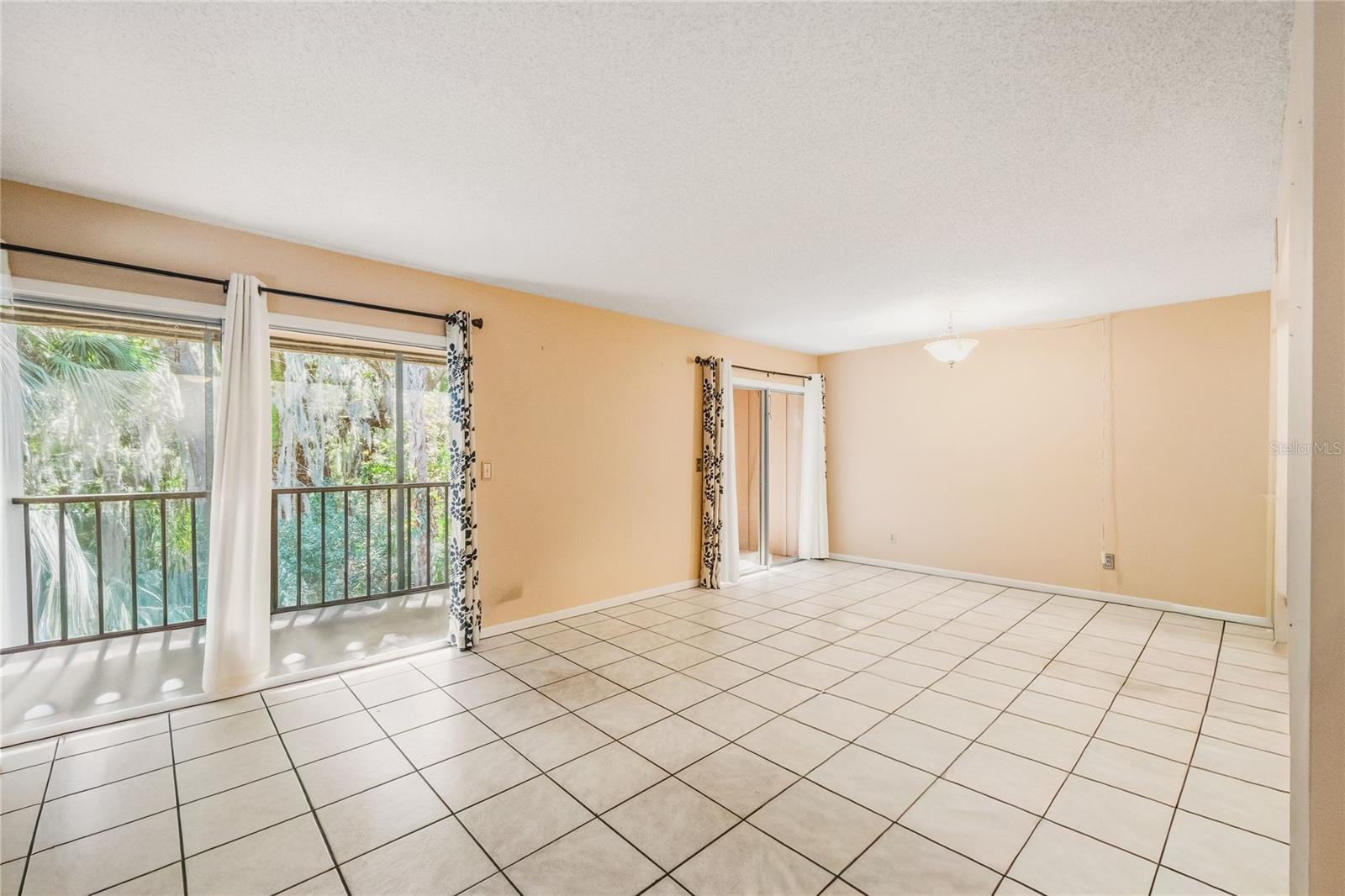 EDGEWATER CONDO APTS - Residential