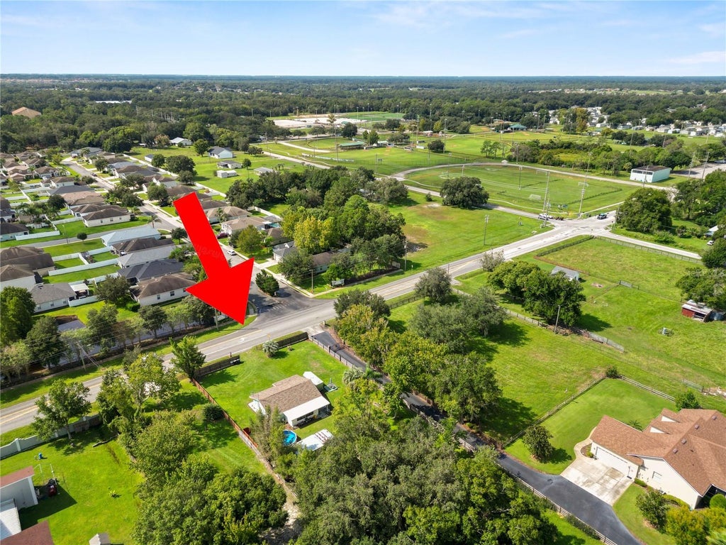 Photo of 1805 Duff Road, Lakeland, FL 33810 (MLS # L4965230)
