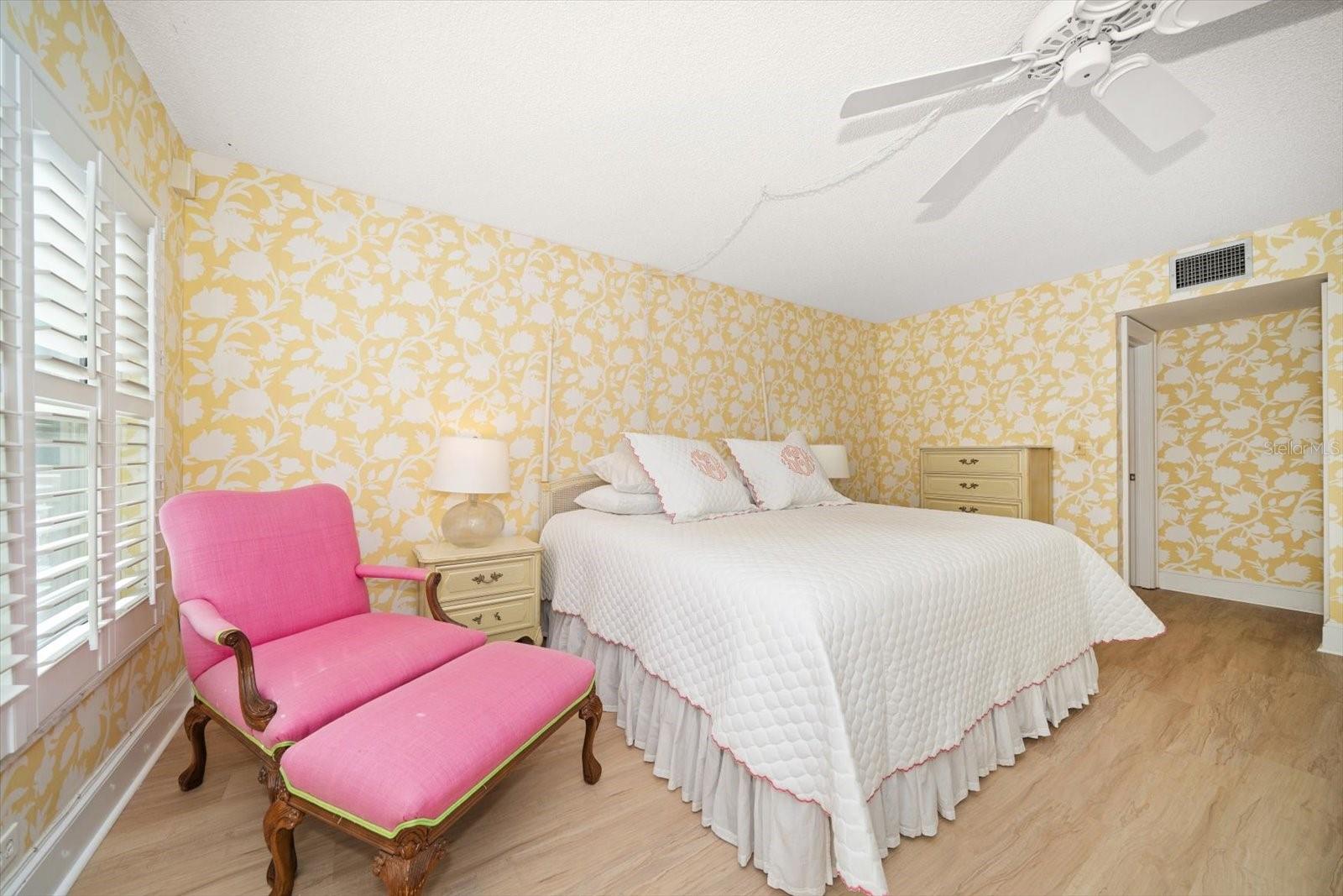 PORT BELLEAIR 4 CONDO - Residential