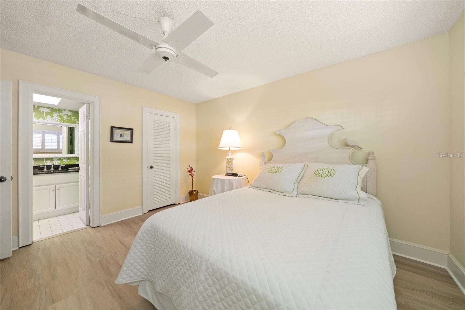 PORT BELLEAIR 4 CONDO - Residential