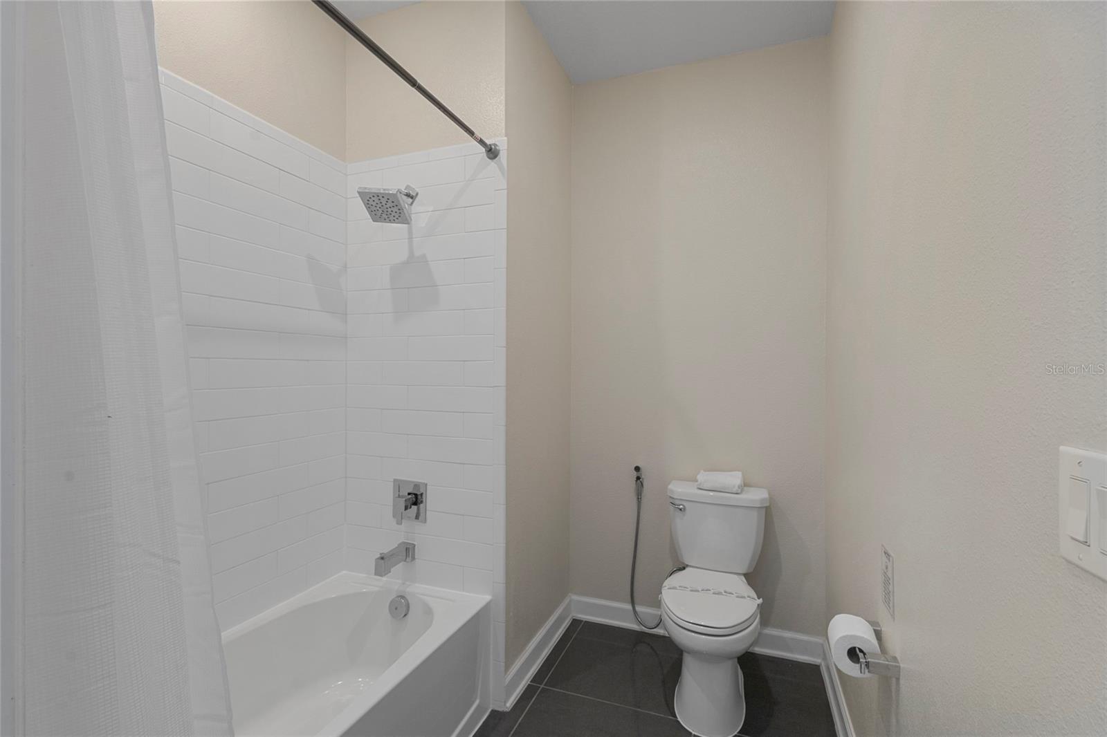 THE TERRACES AT STOREY LAKE CONDO 1 PH 4 - Residential