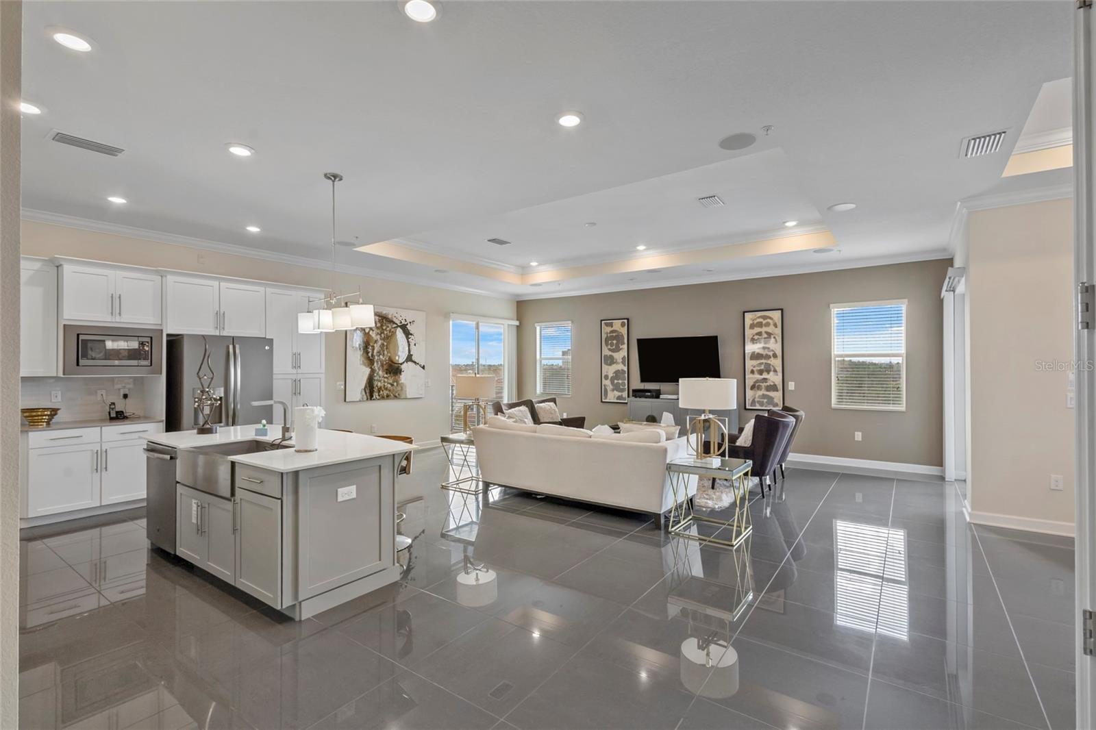 THE TERRACES AT STOREY LAKE CONDO 1 PH 4 - Residential