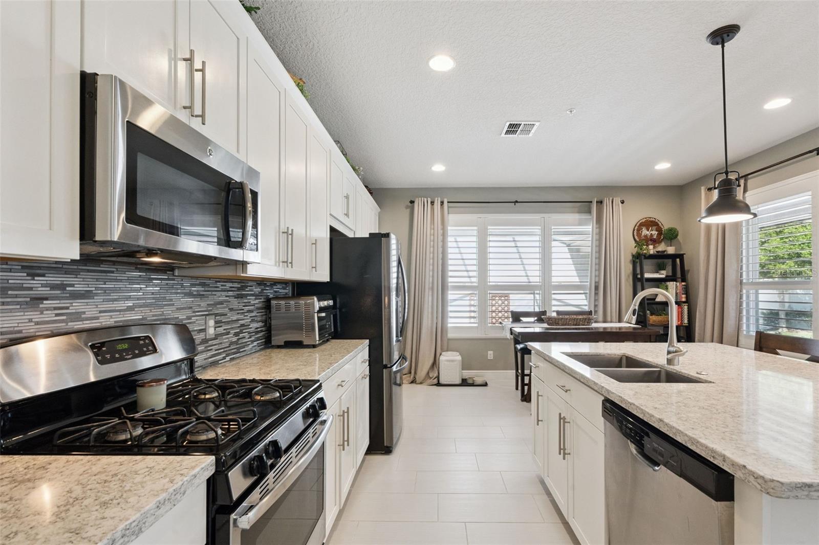 OVERLOOK AT HAMLIN - Residential
