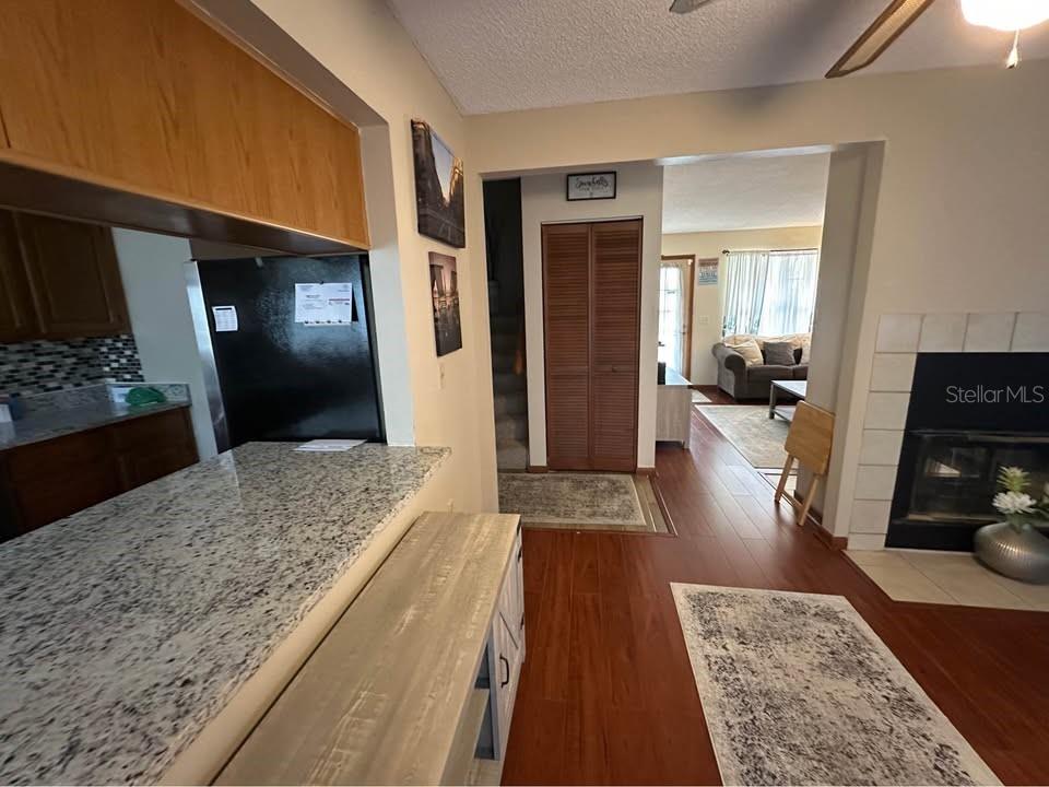 PINE GROVE CONDO AT BLOO - Residential Lease