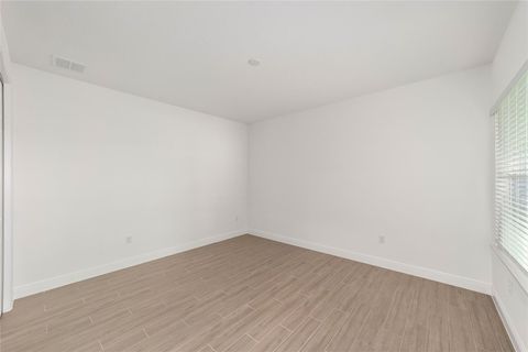 Tiny photo for 10405 SW 105th Court, Ocala, FL 34481 (MLS # OM711438)