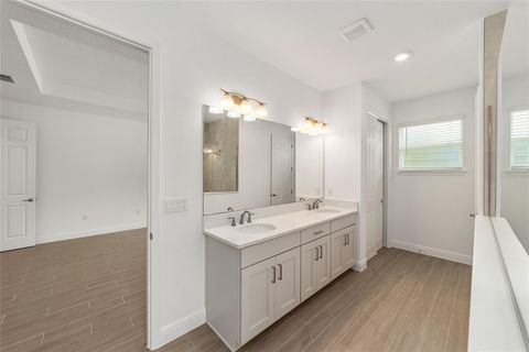 Tiny photo for 10405 SW 105th Court, Ocala, FL 34481 (MLS # OM711438)