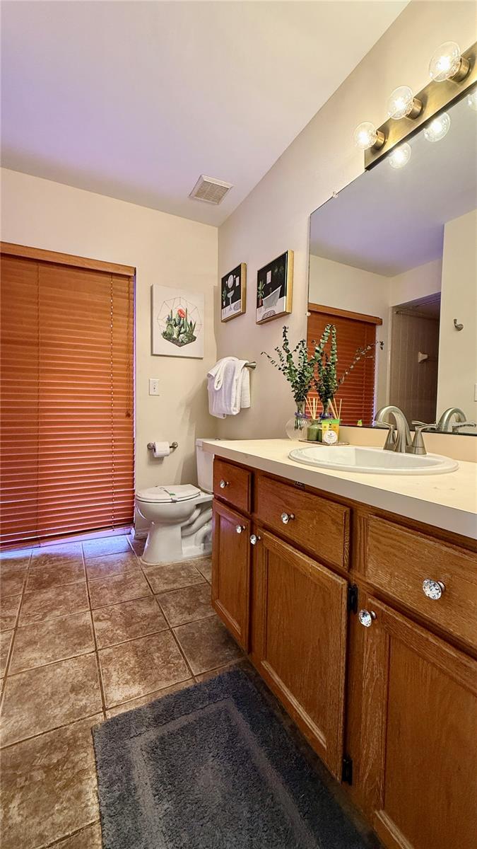 BVL UNIT 11 3RD ADD - Residential