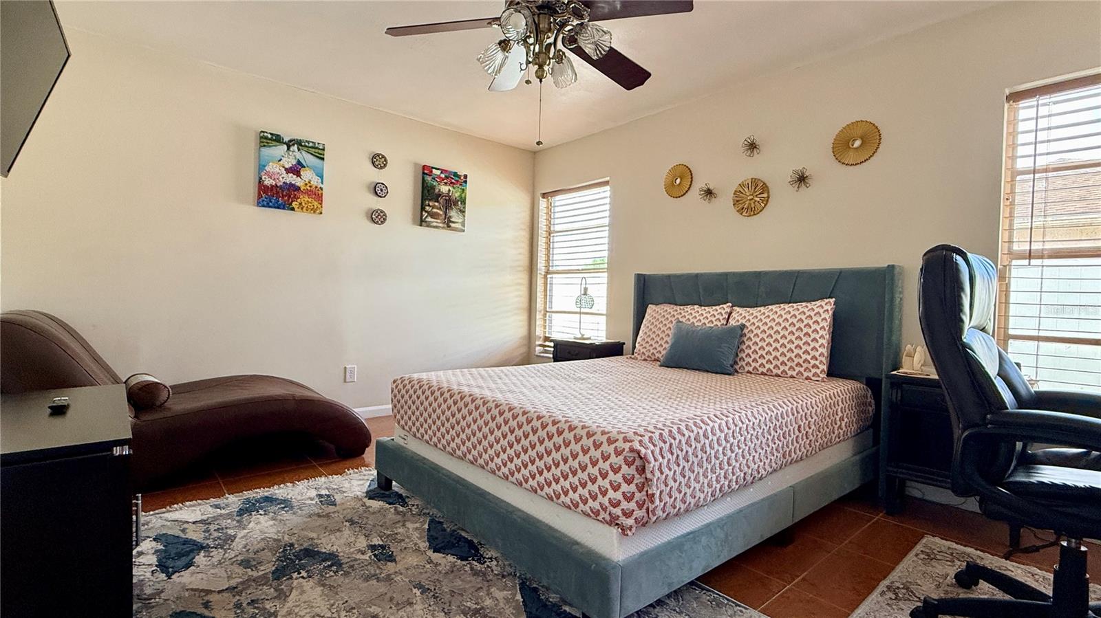 BVL UNIT 11 3RD ADD - Residential