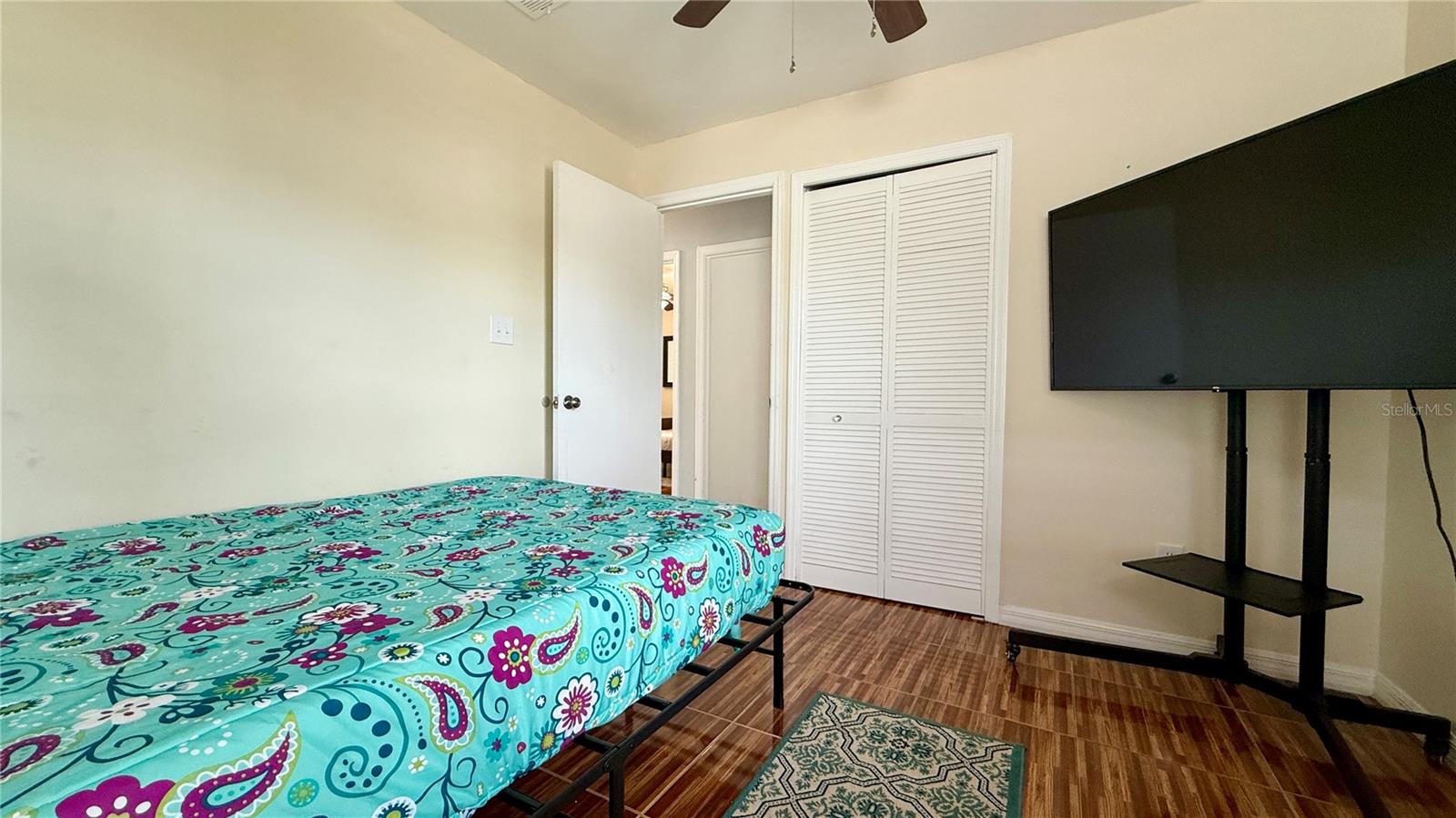 BVL UNIT 11 3RD ADD - Residential