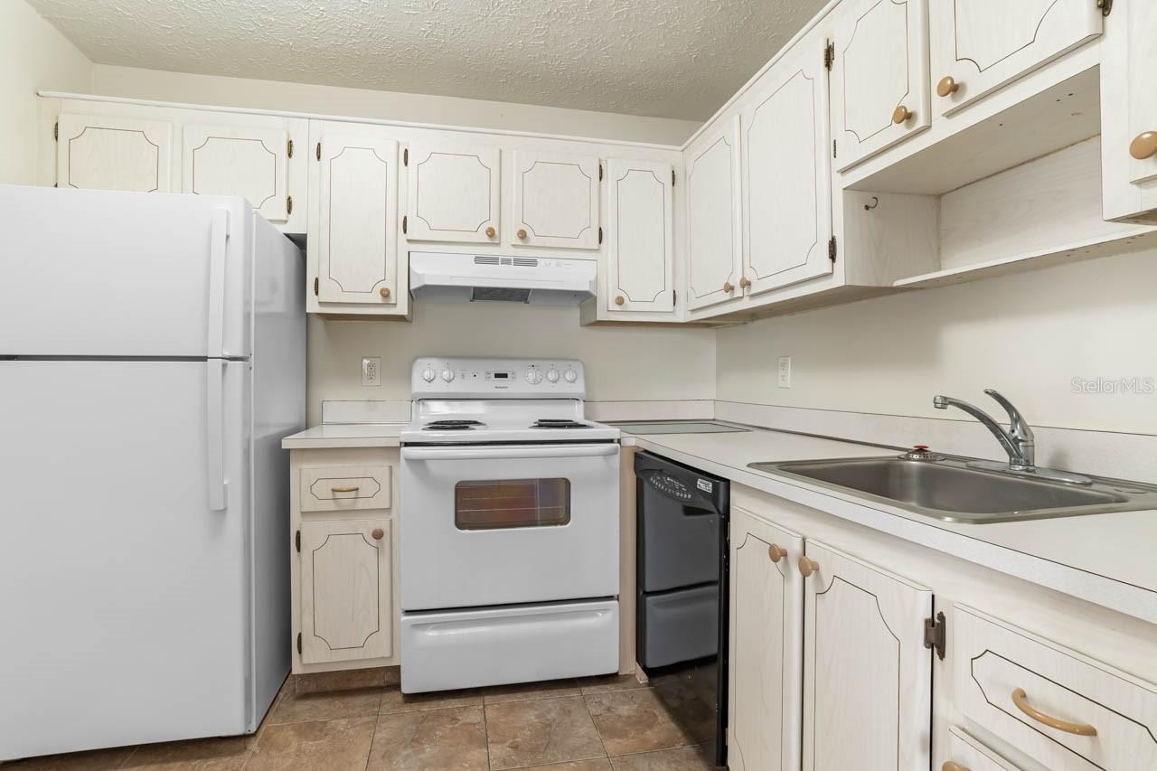 ANDOVER I CONDOMINIUM - Residential