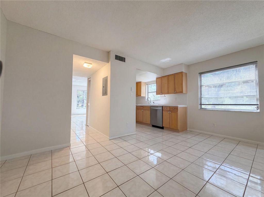 Photo of 219 Amherst Avenue #105, Sarasota, FL 34232 (MLS # O6390313)