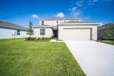 A home in AUBURNDALE