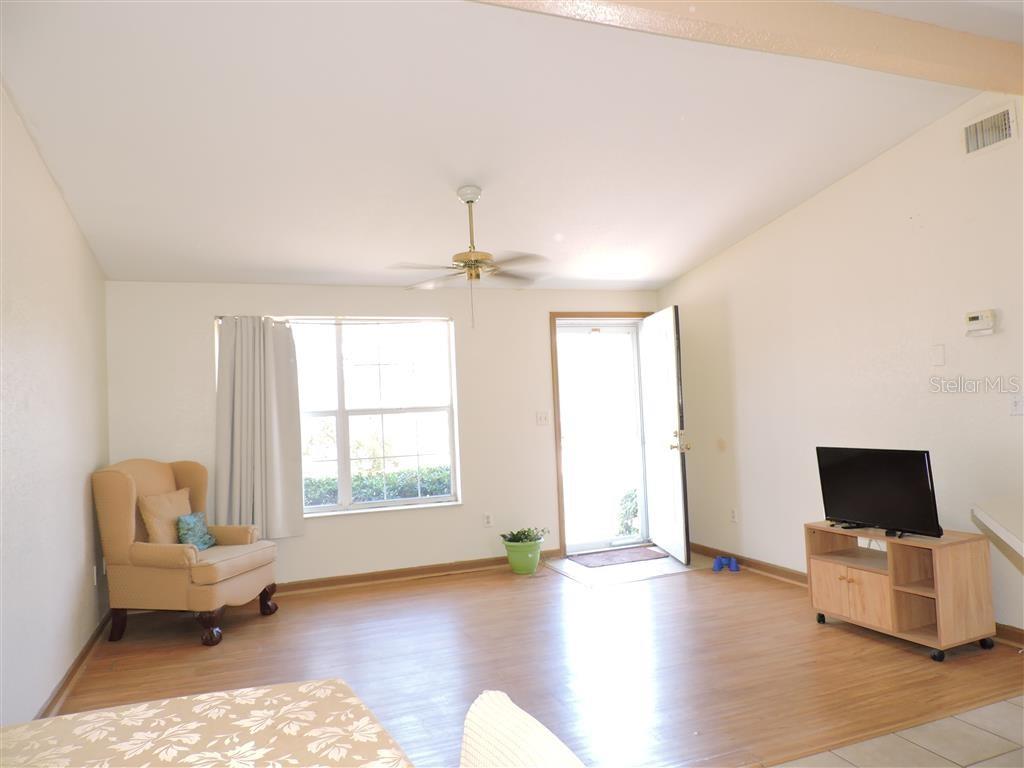 WOODLAND PARK - Residential