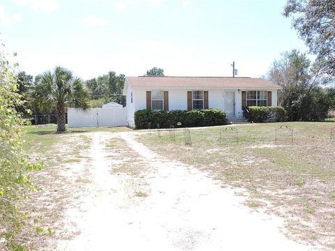 Photo of 2568 Tall Palm Avenue, Lake Wales, FL 33898 (MLS # K4903341)