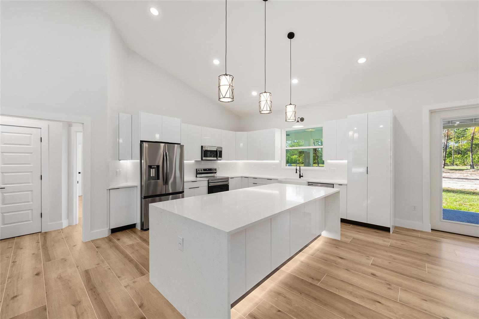 MARION OAKS UN 6 - Residential