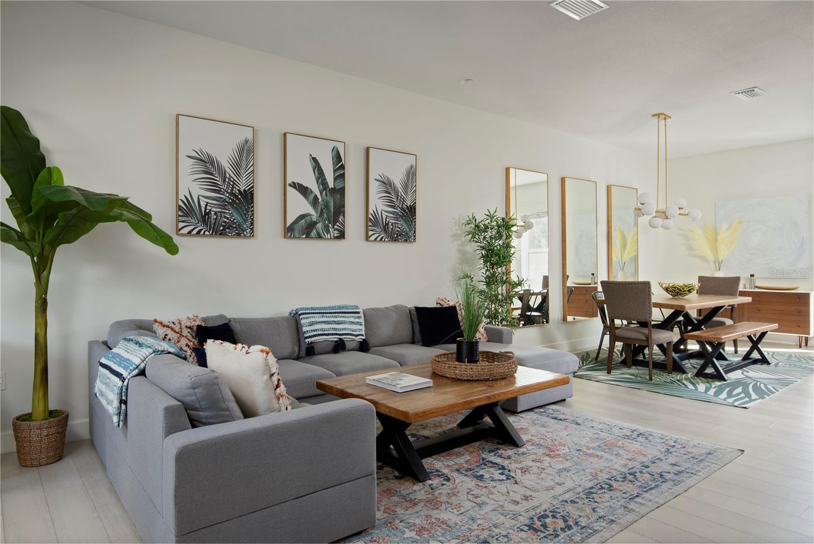 MAGNOLIA TERS TWNHMS - Residential Lease