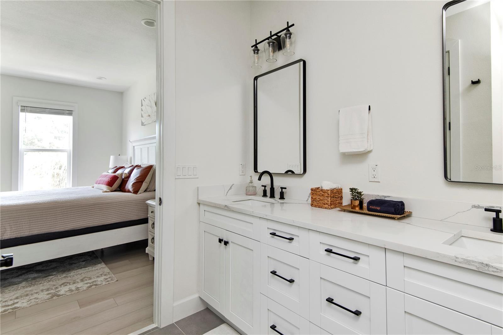 MAGNOLIA TERS TWNHMS - Residential Lease