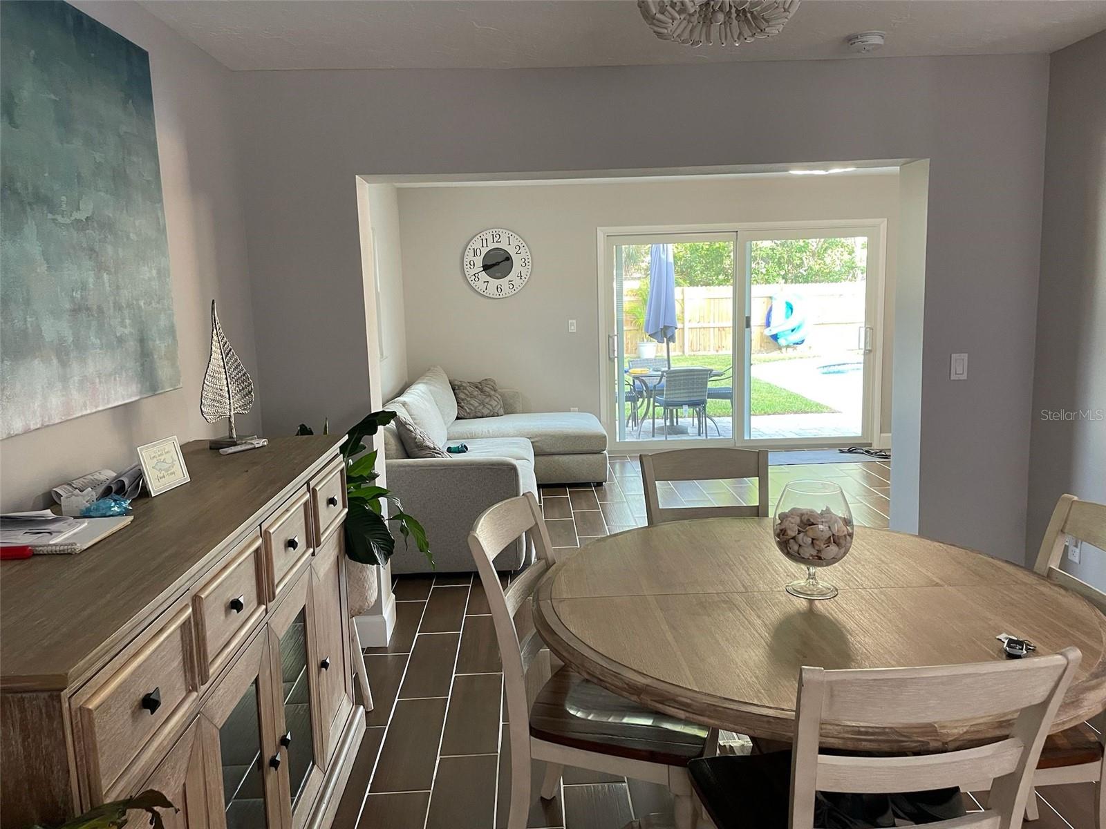 TOWN & COUNTRY ESTATES - Residential