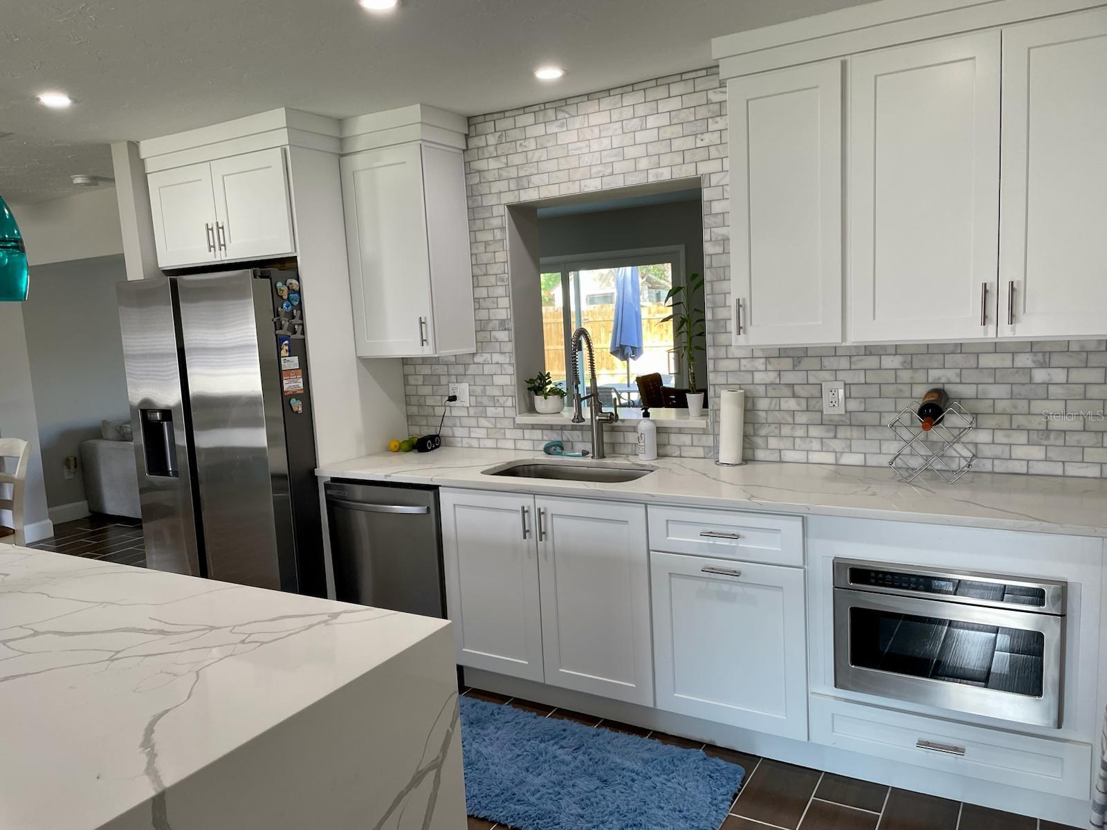 TOWN & COUNTRY ESTATES - Residential