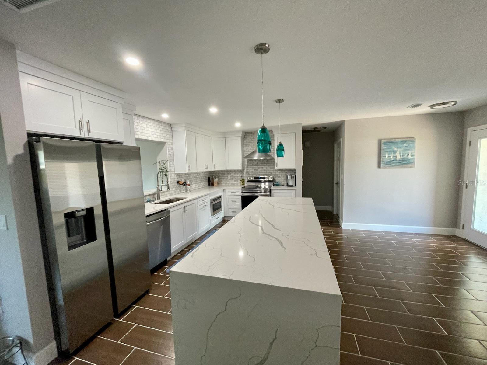 TOWN & COUNTRY ESTATES - Residential