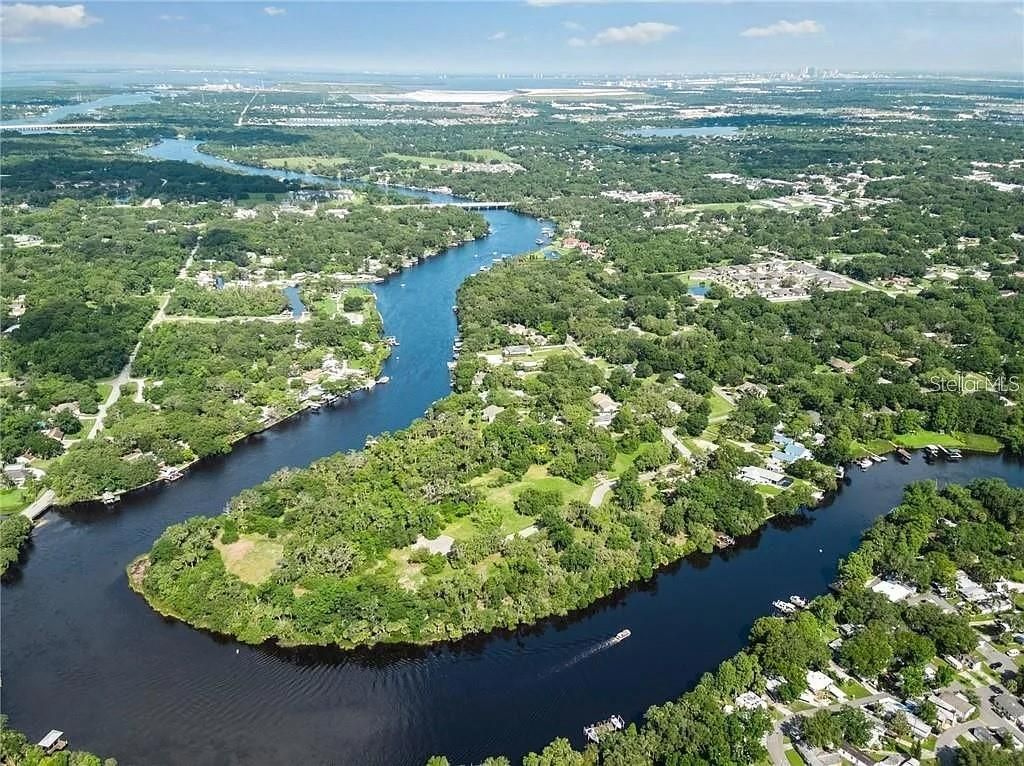 Photo of 8353 Alafia Pointe Drive, Riverview, FL 33578 (MLS # TB8467615)