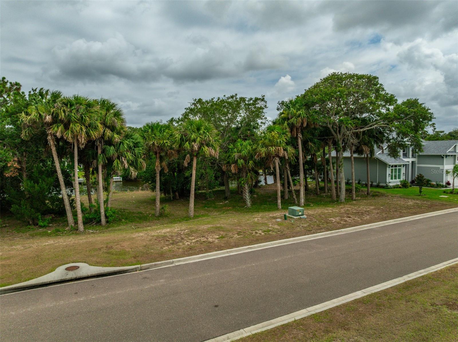 SEASIDE LNDGS - Land