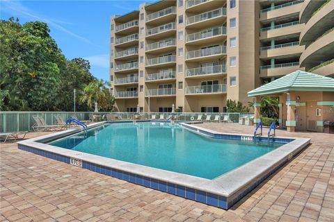 Condominium in DAYTONA BEACH SHORES FL 4 OCEANS WEST BOULEVARD 56.jpg