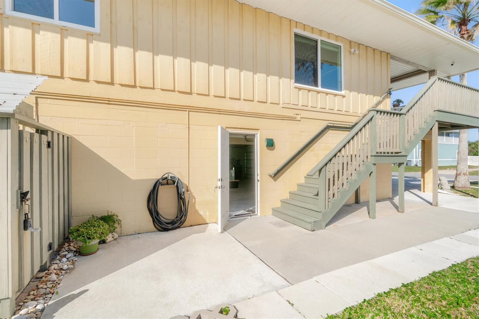 MARINELAND ACRES - Residential