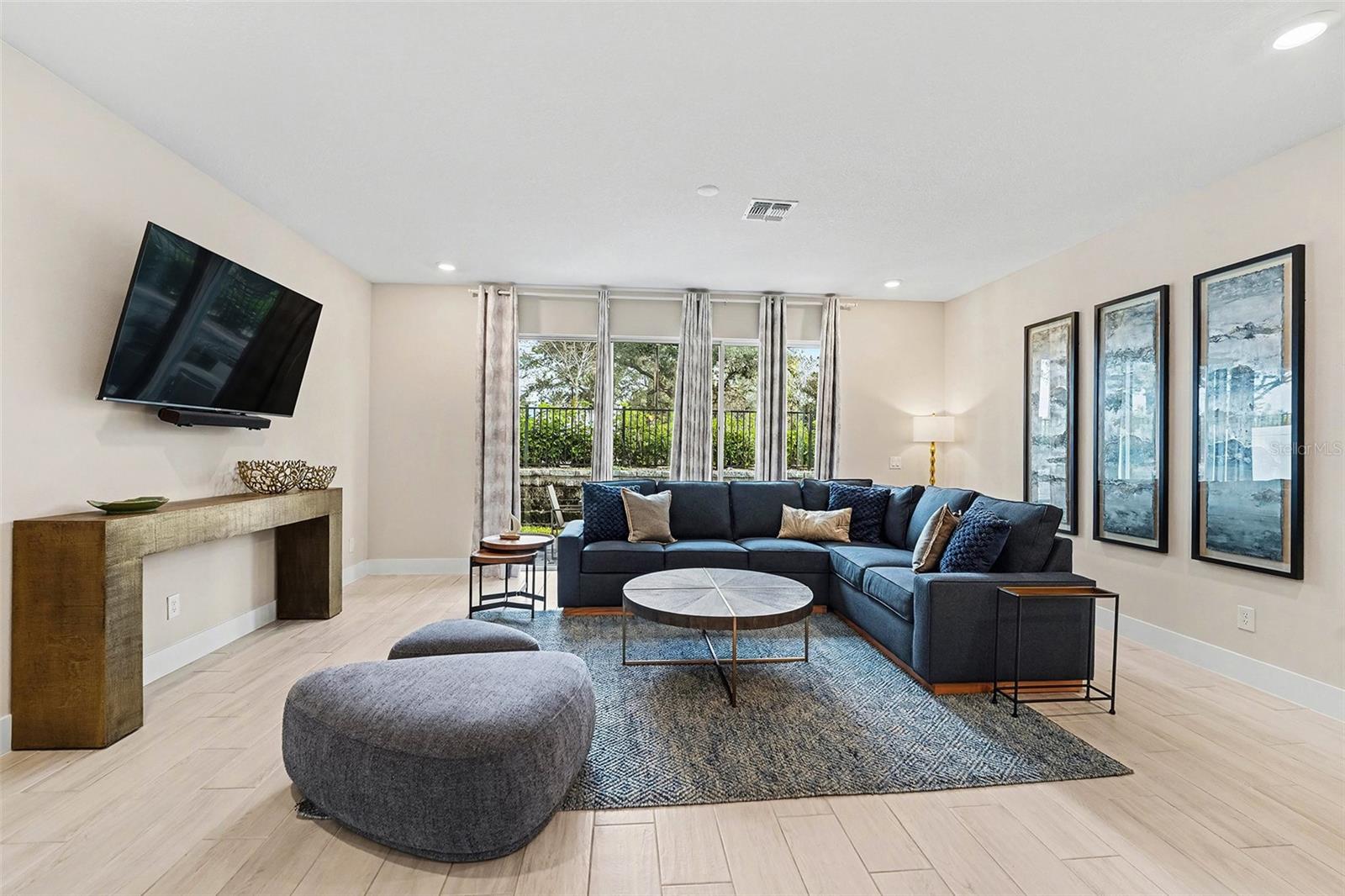 SPECTRUM AT REUNION PH 2 - Residential